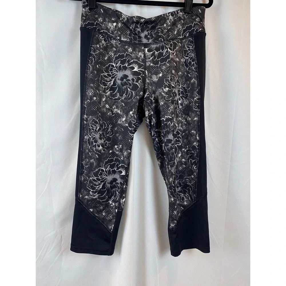 Tek Gear Women's Size‎ Large Black Gray Floral Leggings 21